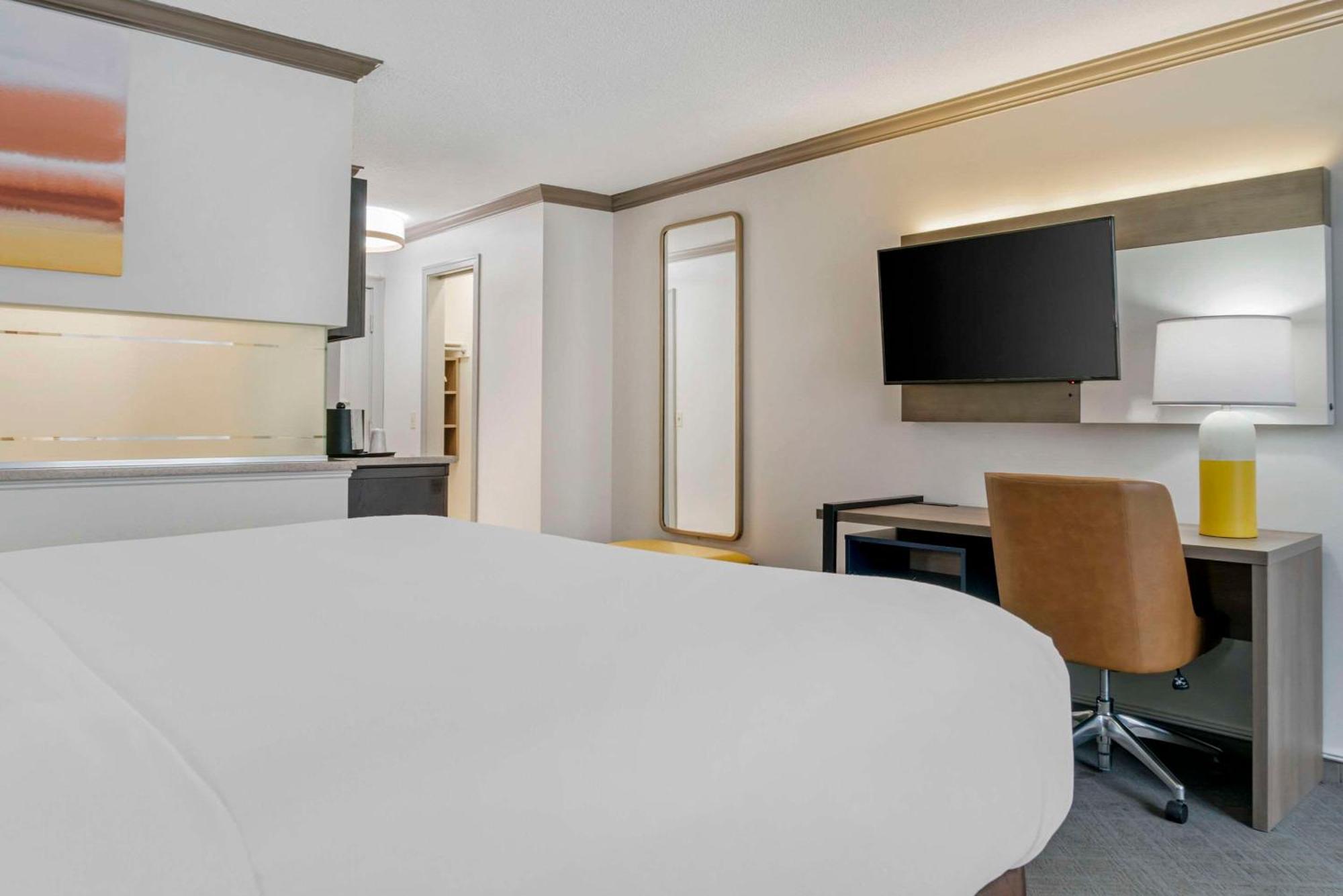 Comfort Inn Plainwell Zewnętrze zdjęcie
